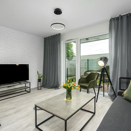 Exclusive Apartment With Terrace By Renters พอซนาน ภายนอก รูปภาพ
