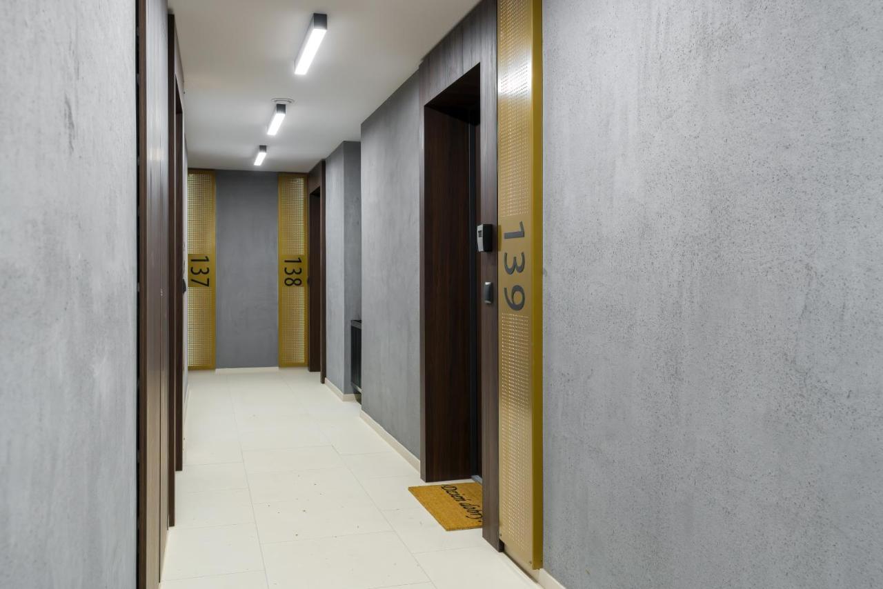 Exclusive Apartment With Terrace By Renters พอซนาน ภายนอก รูปภาพ