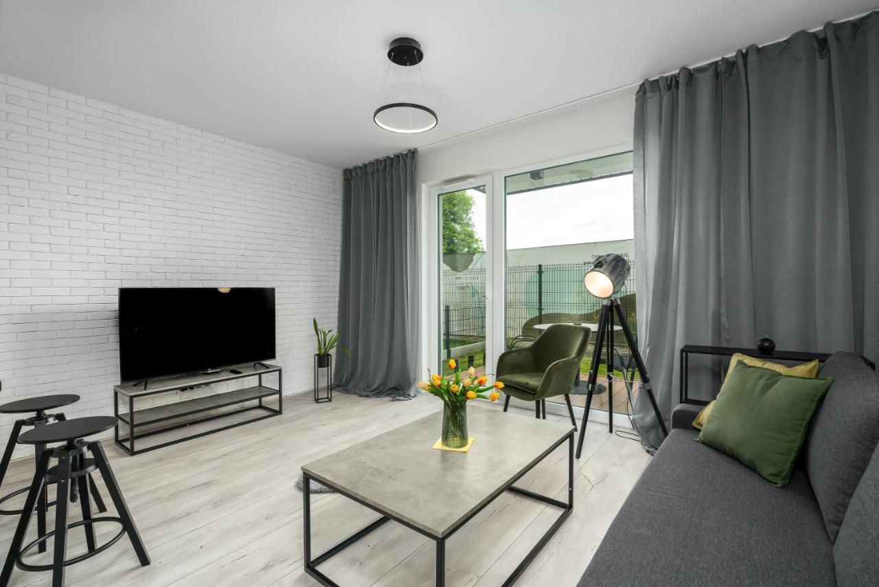 Exclusive Apartment With Terrace By Renters พอซนาน ภายนอก รูปภาพ